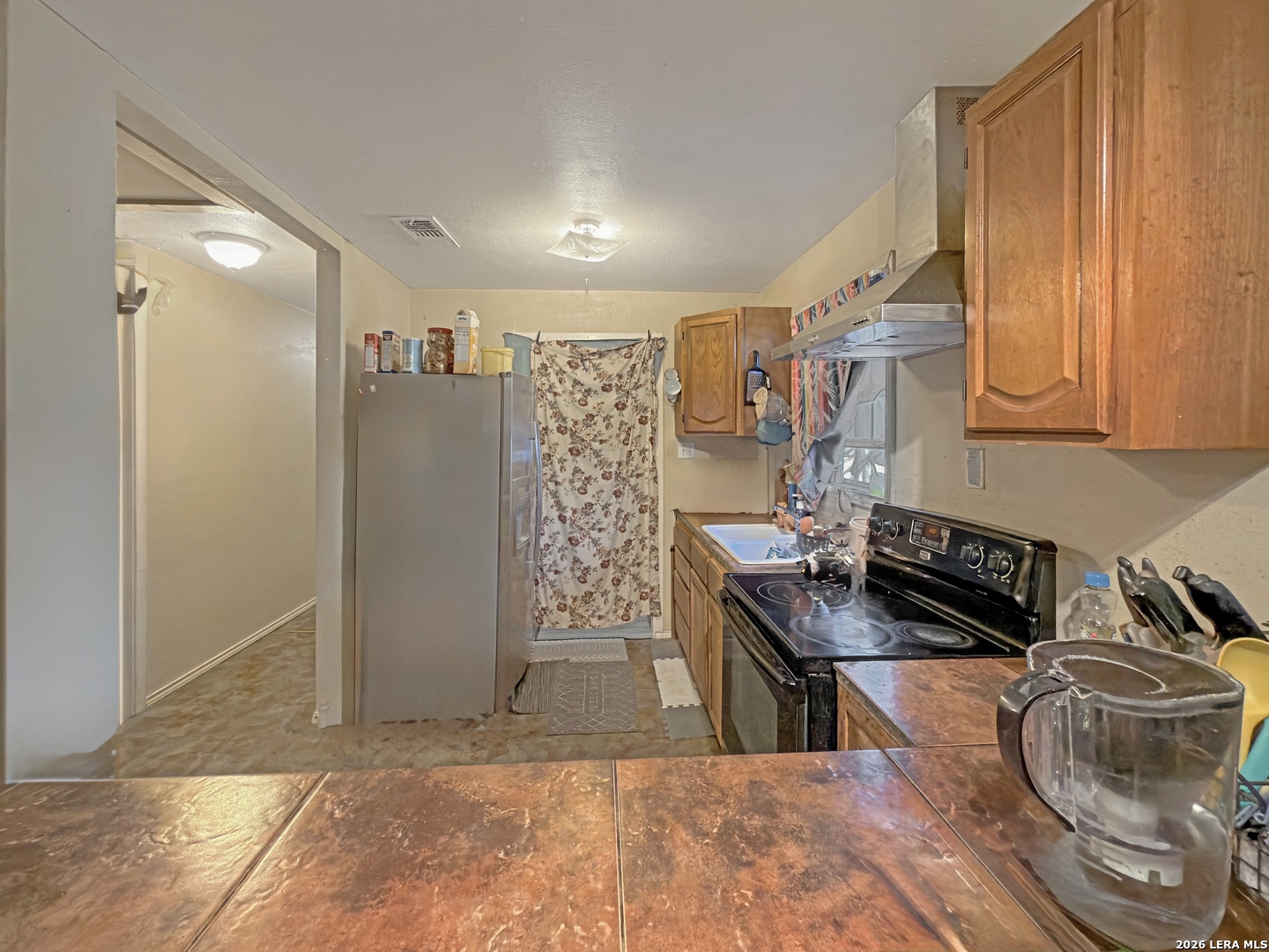 213 E 4th Elmendorf TX 78112