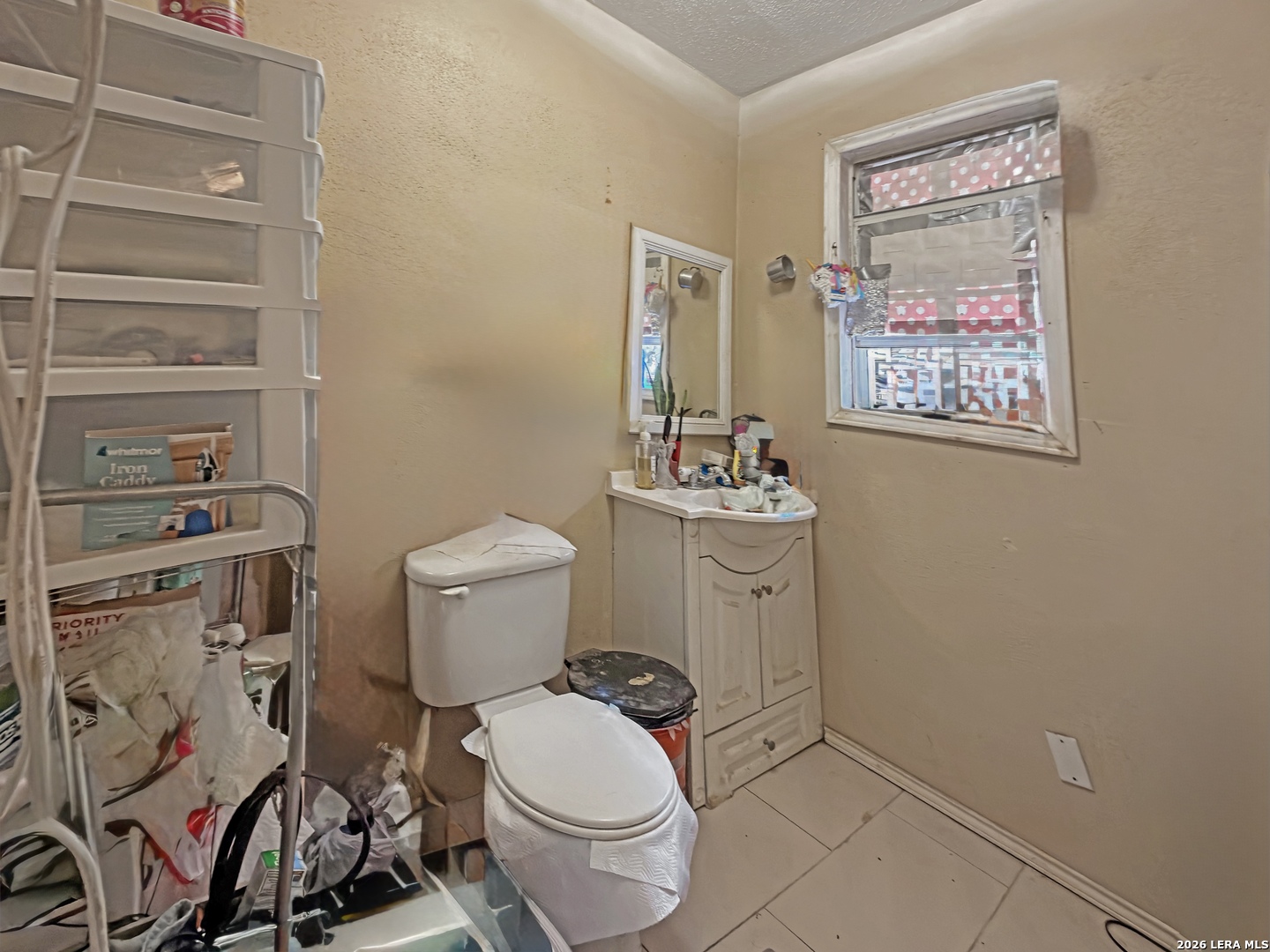 213 E 4th Elmendorf TX 78112