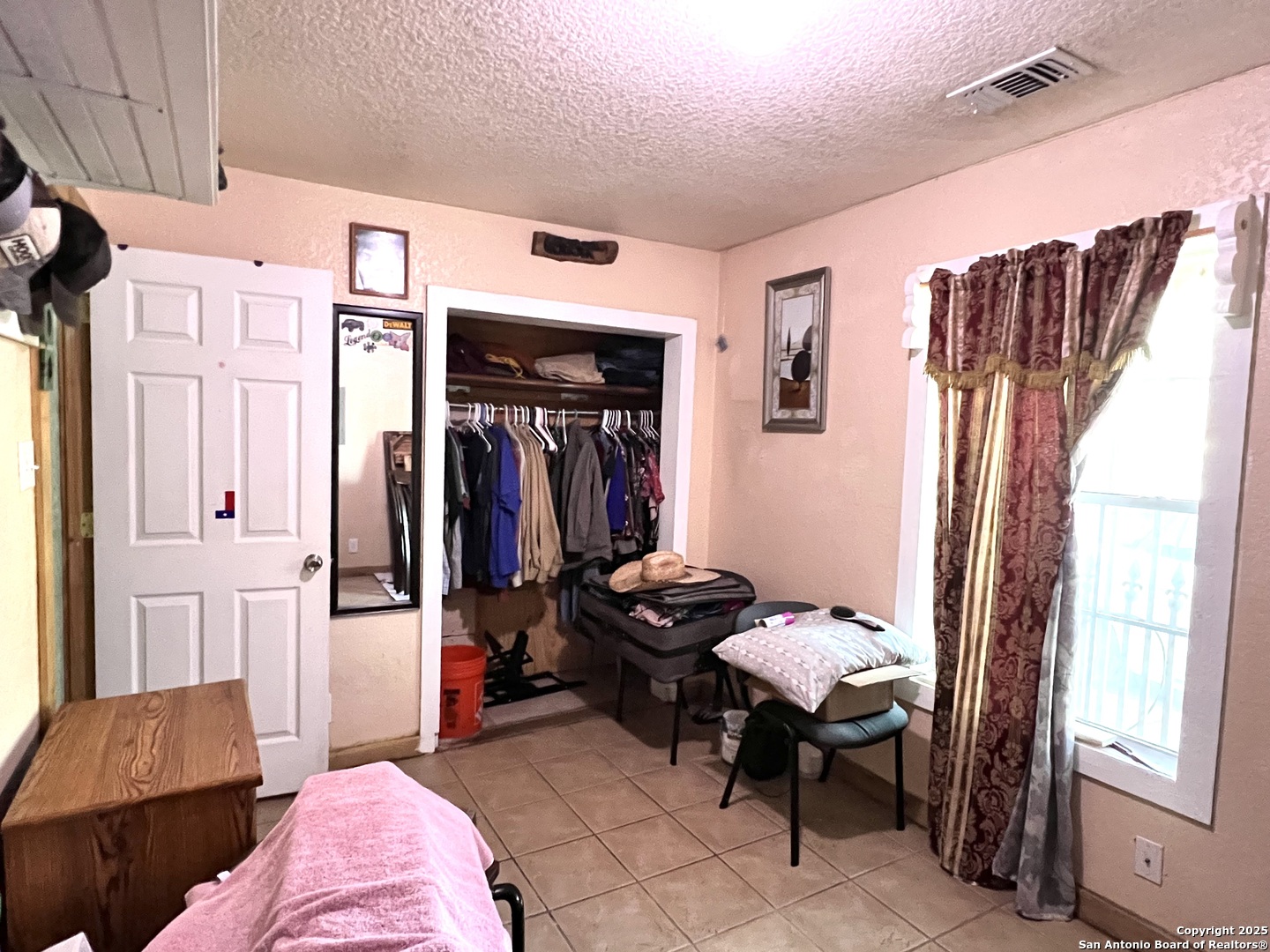 2502 Salinas San Antonio TX 78207
