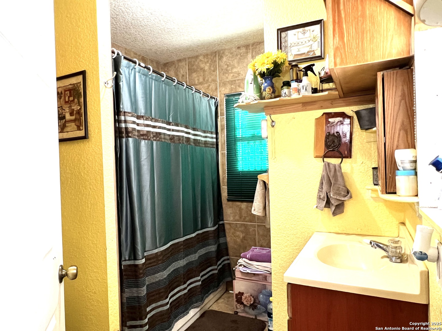 2502 Salinas San Antonio TX 78207
