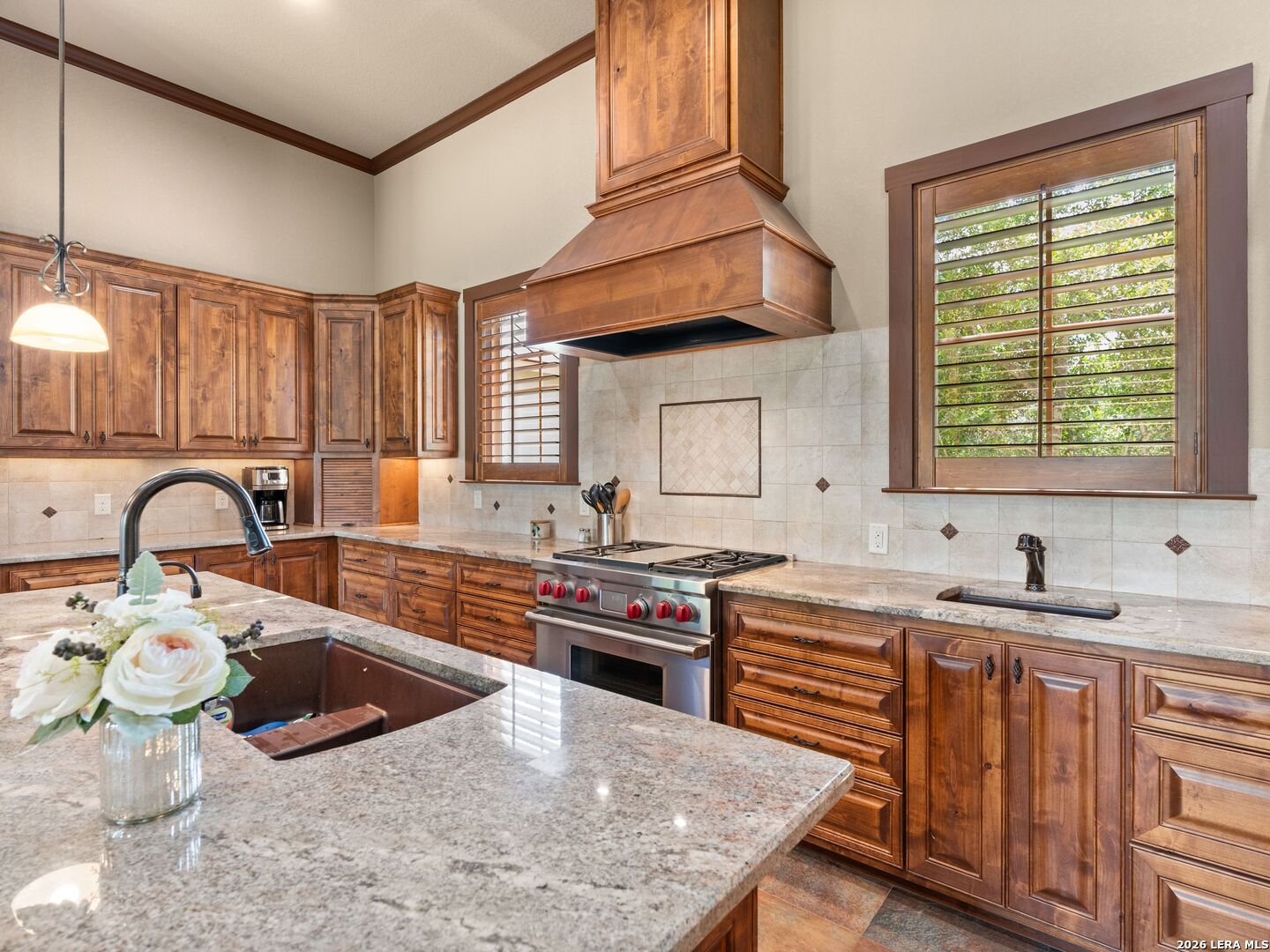 103 Falcon Crest Boerne TX 78006