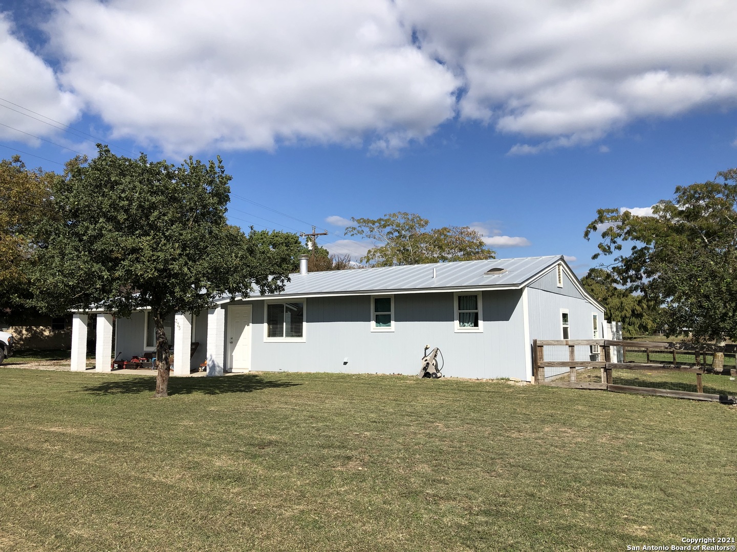 335 Valley Oak Drive Bandera TX 78003