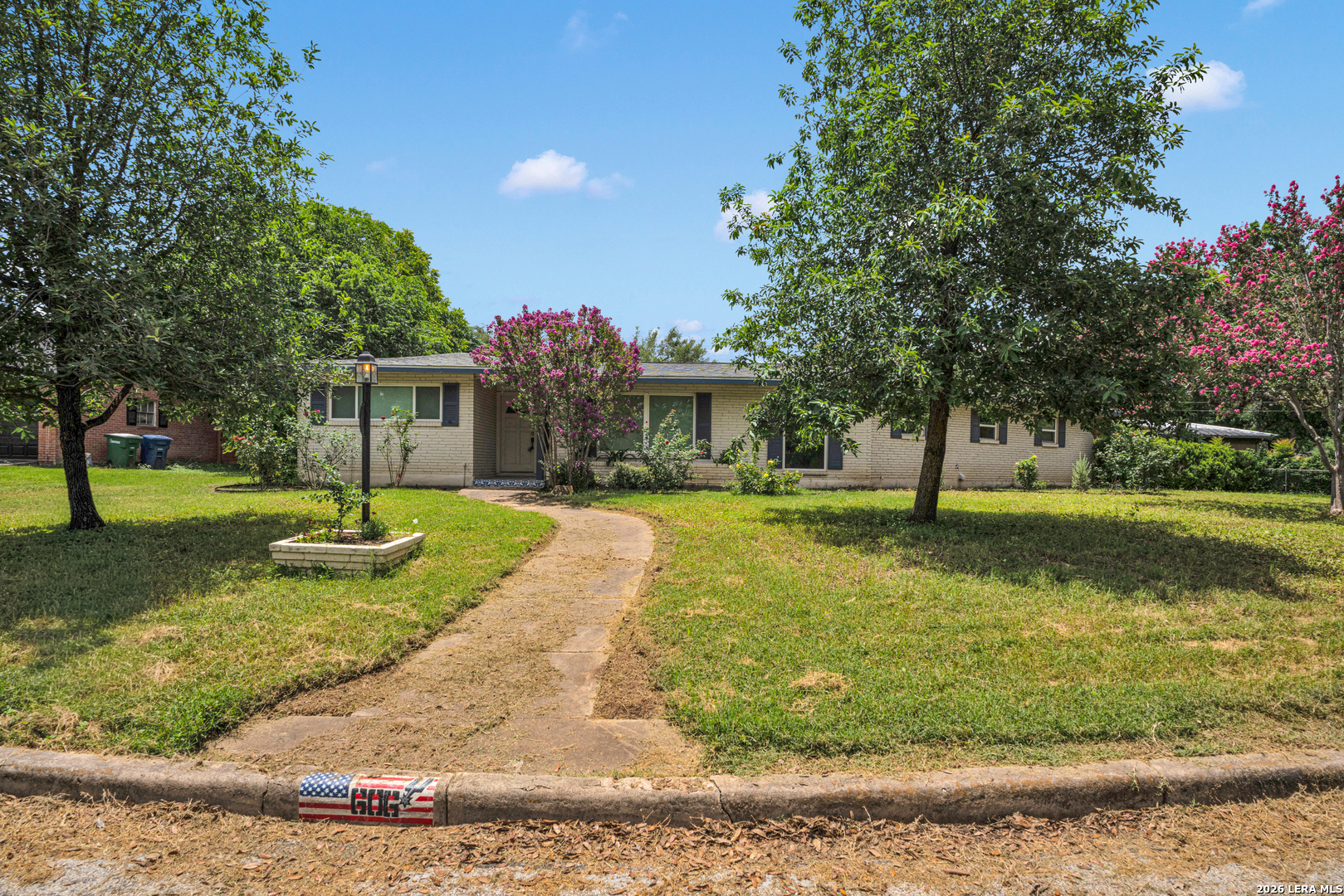606 Wyndale San Antonio TX 78209