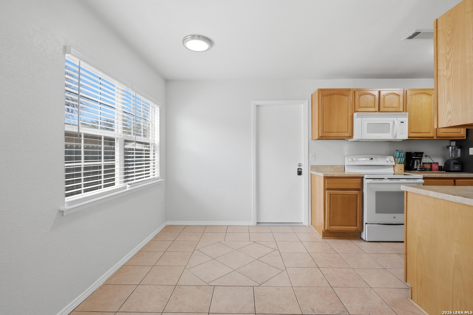 5806 Valley Forge San Antonio TX 78233