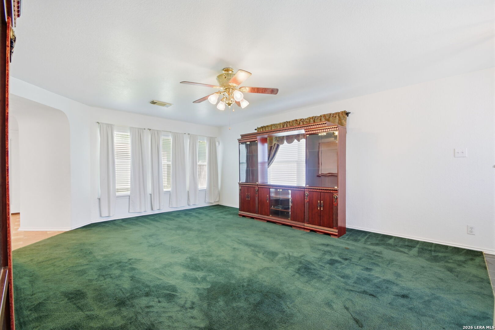 16211 Ike Lane Selma TX 78154