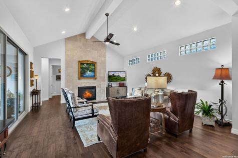 7114 Bluff Run San Antonio TX 78257