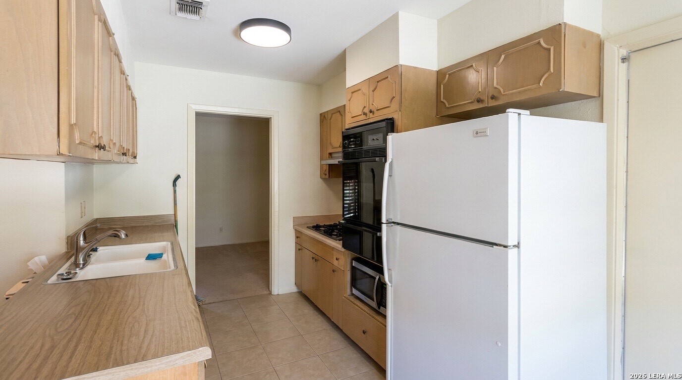 5039 Galahad Drive San Antonio TX 78218