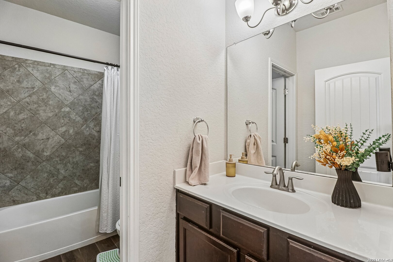 5723 Mckinney San Antonio TX 78253