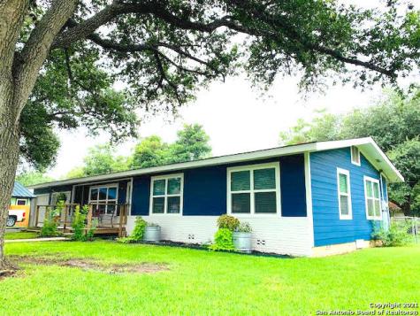 1422 Hummingbird Lane Seguin TX 78155