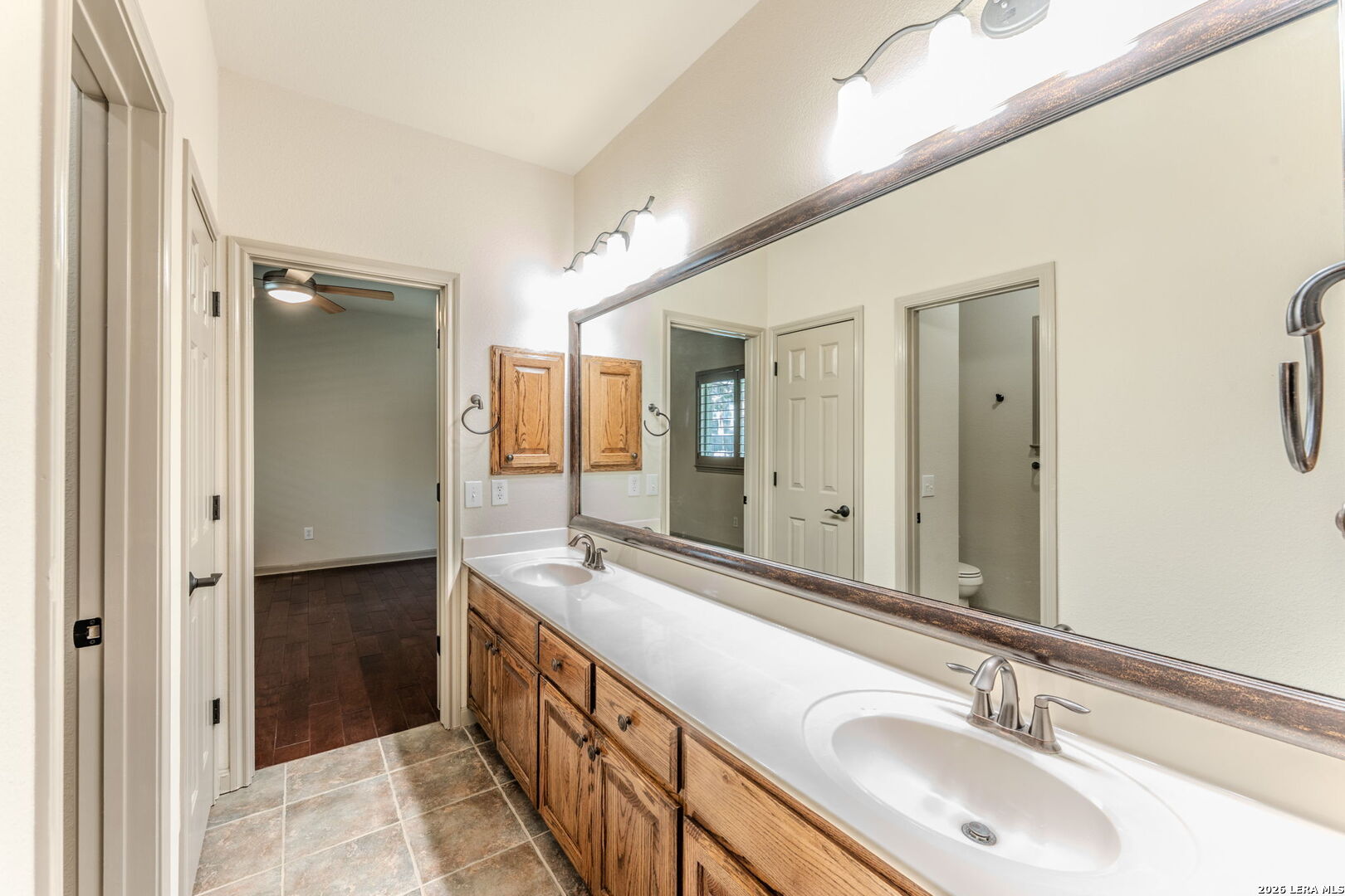 1719 Sandringham San Antonio TX 78258