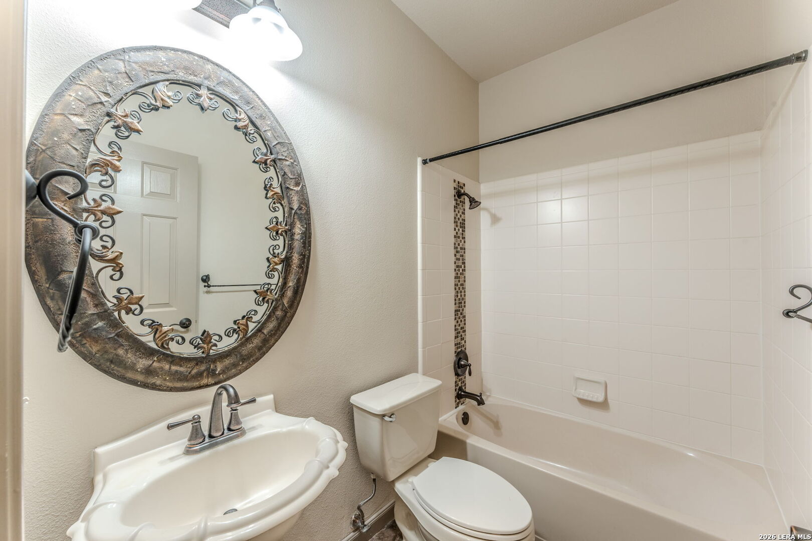 1719 Sandringham San Antonio TX 78258