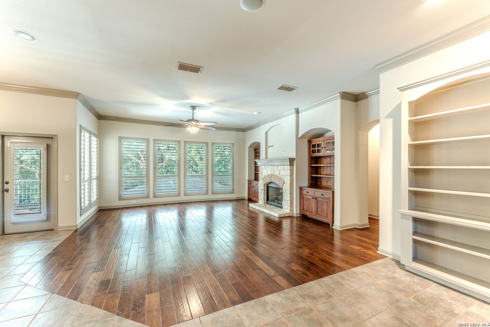 1719 Sandringham San Antonio TX 78258