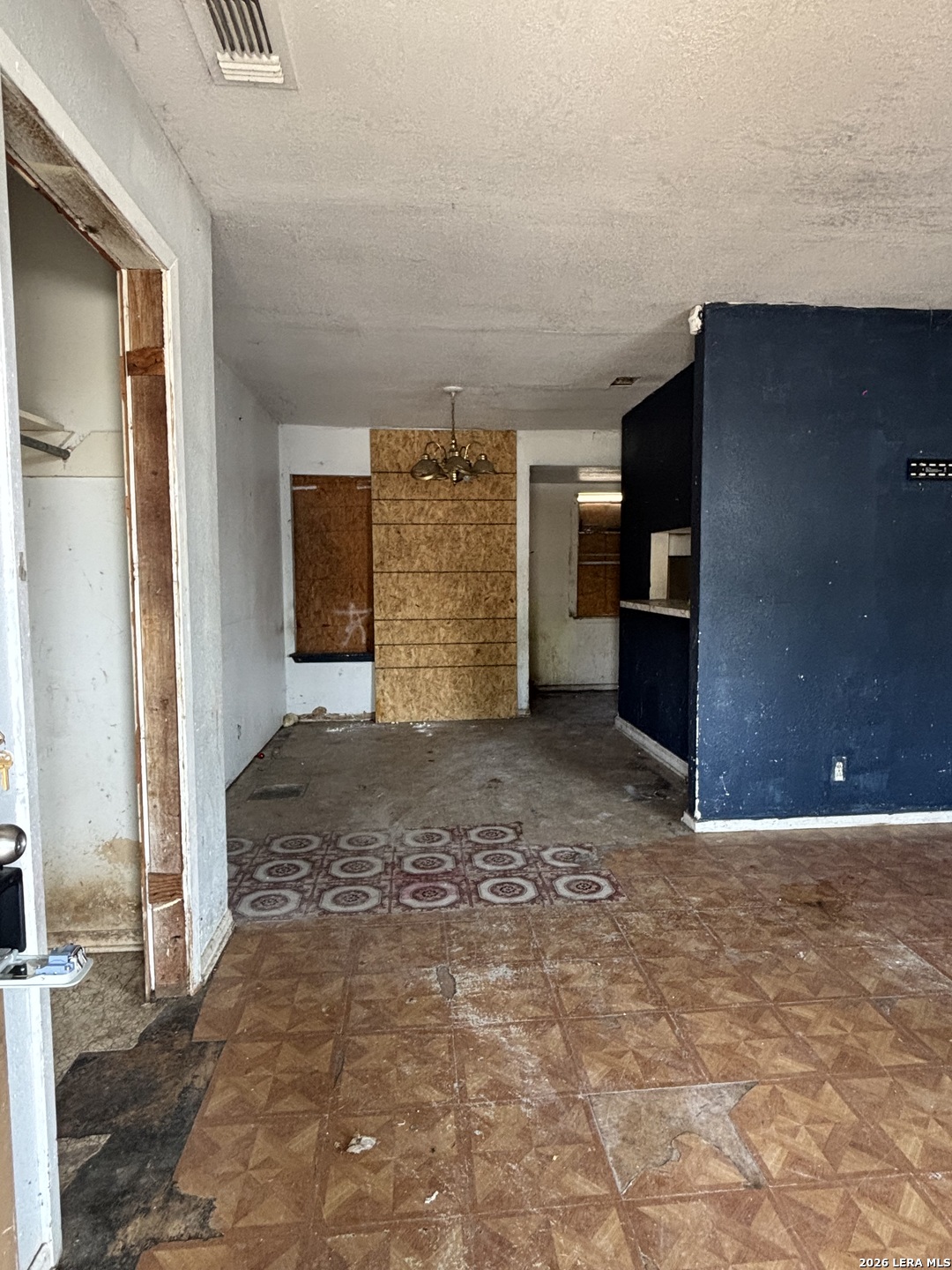 8903 Prairie Hill Street San Antonio TX 78211