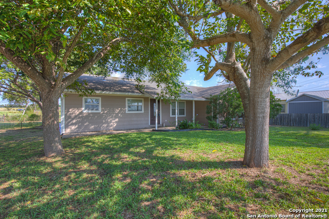 2016 Friedens Church Road Seguin TX 78155