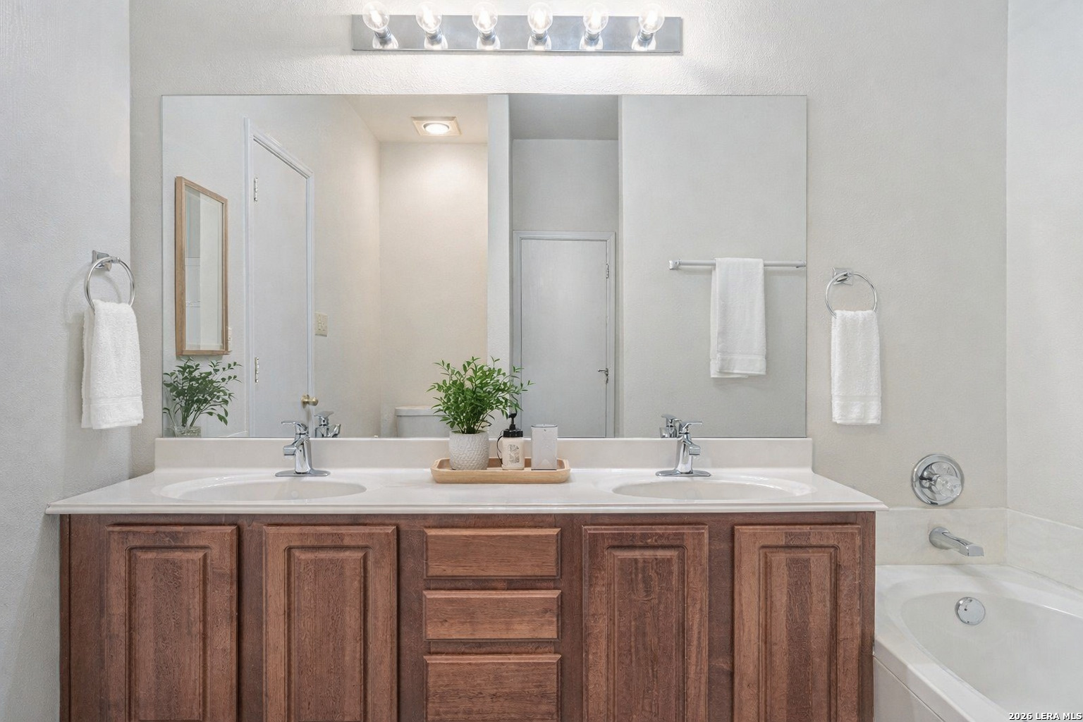 8030 Cerezo San Antonio TX 78250
