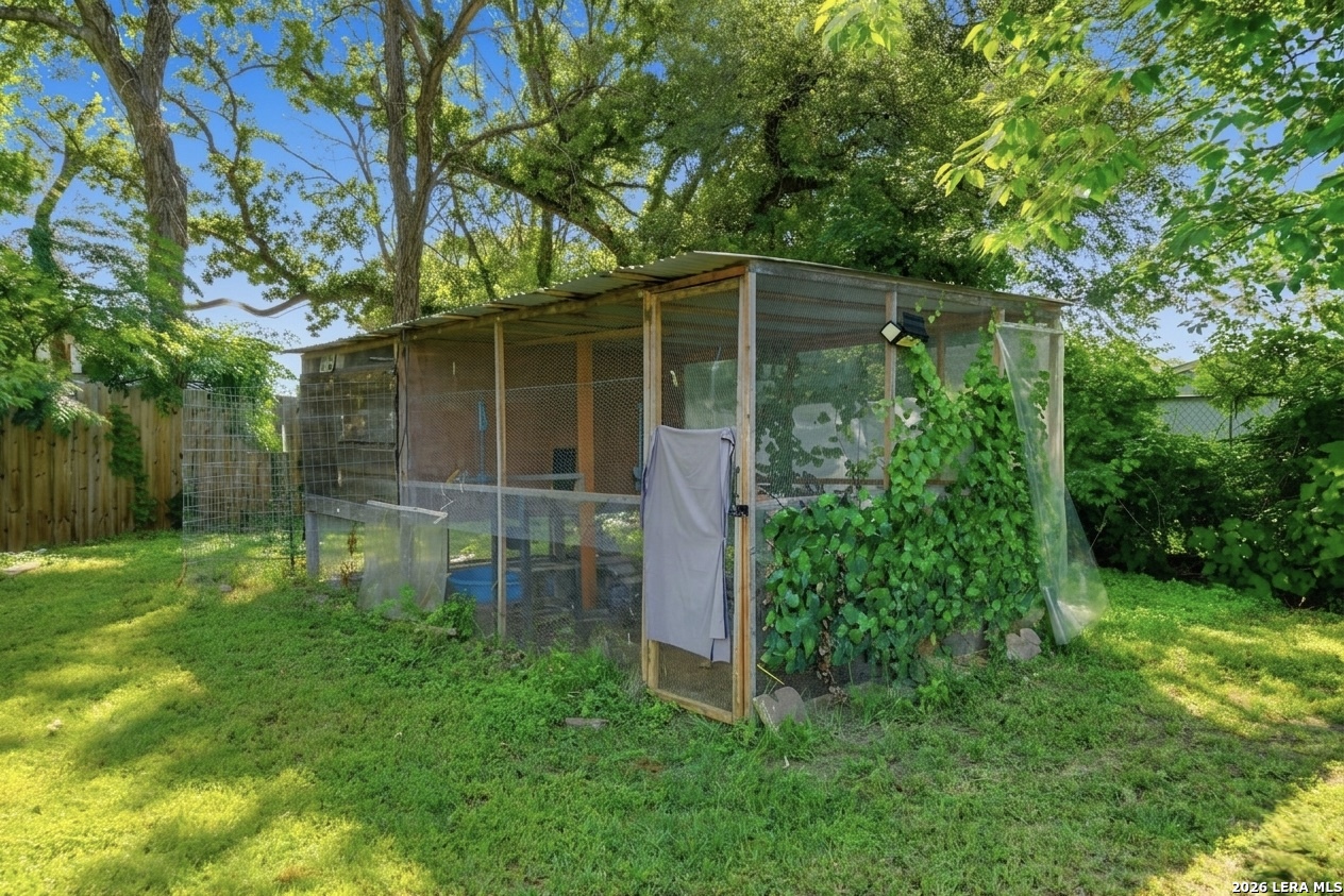 365 Highway 95 S Elgin TX 78621