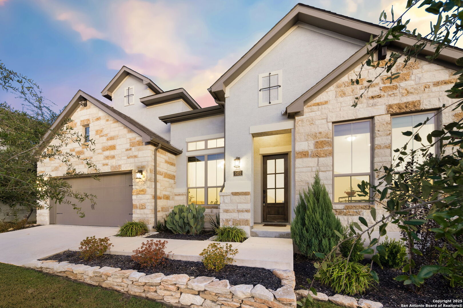 1431 Lyme Park Bulverde TX 78163