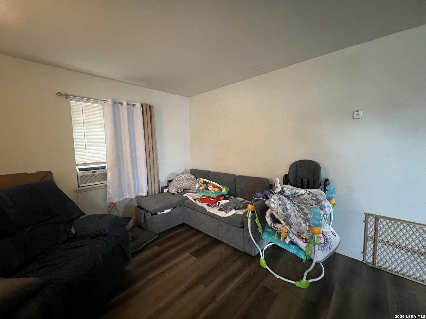 7411 Spur Valley Street San Antonio TX 78242