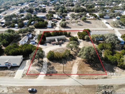 625 Pr 1517 Bandera TX 78003