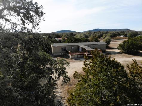 625 Pr 1517 Bandera TX 78003