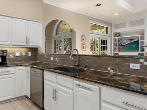 10 Inwood Manor San Antonio TX 78248