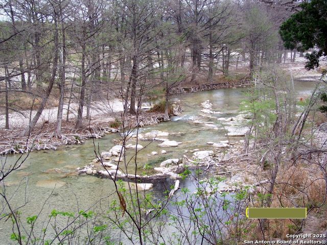 000 Cat Claw Mountain Concan TX 78838
