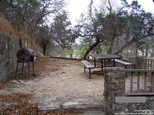 000 Cat Claw Mountain Concan TX 78838