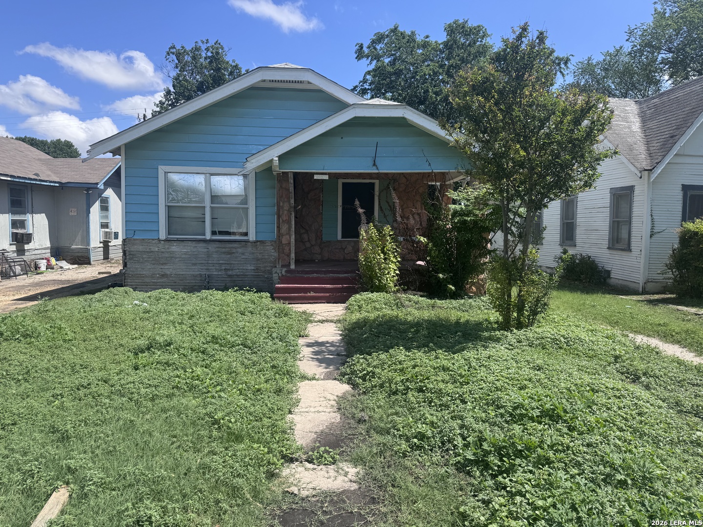 1751 W Kings Highway San Antonio TX 78201