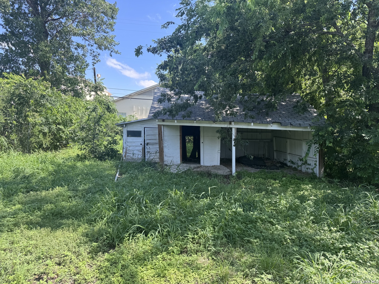 1751 W Kings Highway San Antonio TX 78201