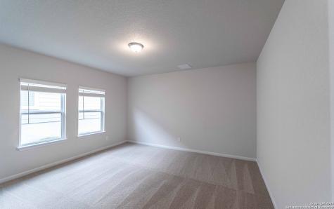 8951 Hazel Birch Elmendorf TX 78112