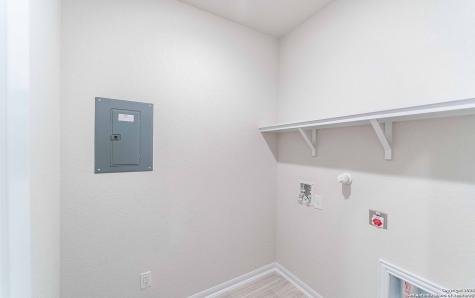 8951 Hazel Birch Elmendorf TX 78112
