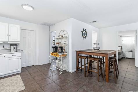 2481 Lakeshore Drive Canyon Lake TX 78133