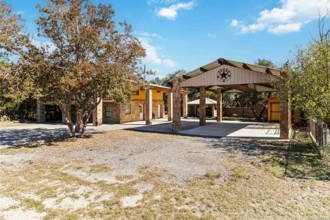 2481 Lakeshore Drive Canyon Lake TX 78133