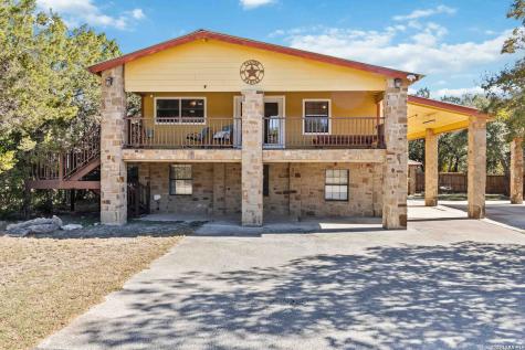 2481 Lakeshore Drive Canyon Lake TX 78133
