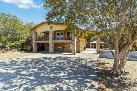 2481 Lakeshore Drive Canyon Lake TX 78133