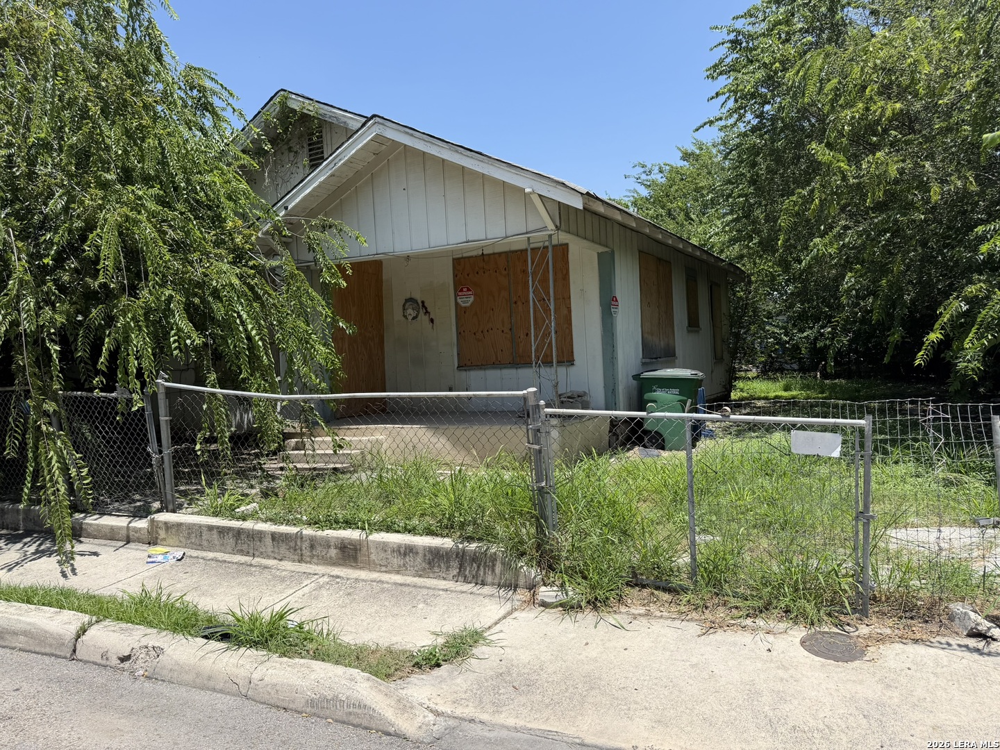 2319 W Poplar San Antonio TX 78207