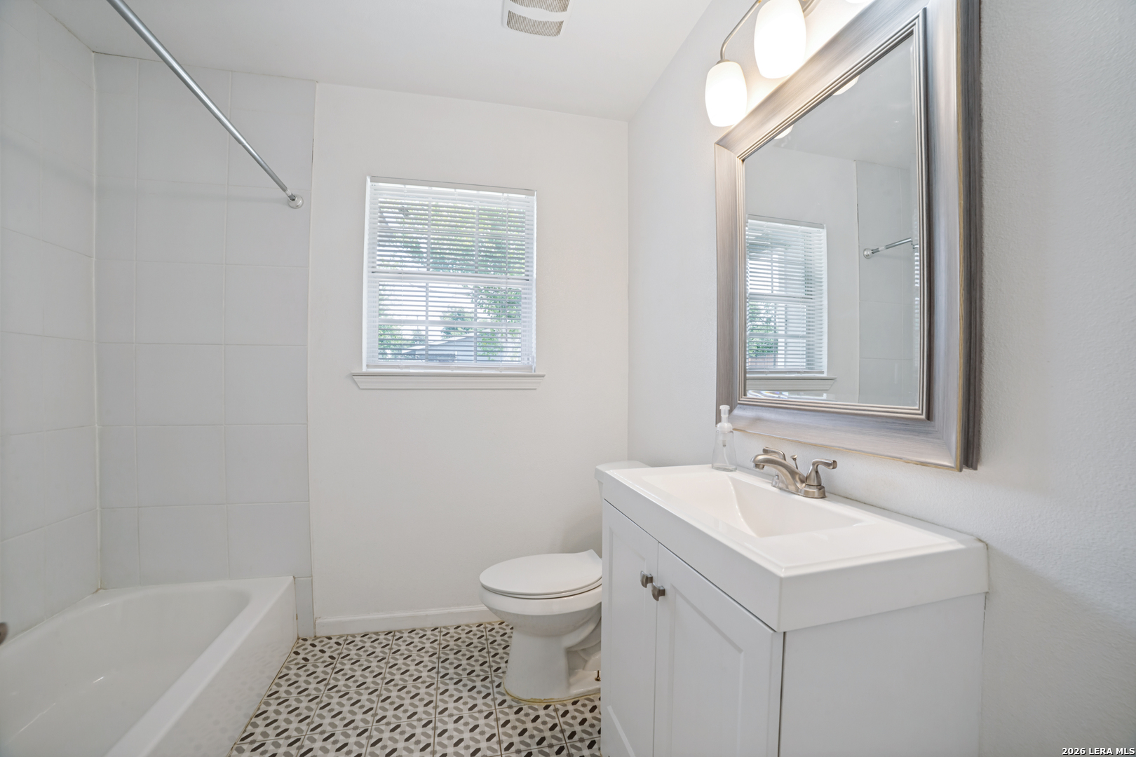 1803 San Angelo San Antonio TX 78201