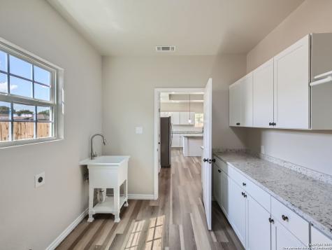 8501 Utopia Boulevard Selma TX 78154