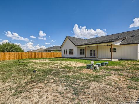 8501 Utopia Boulevard Selma TX 78154