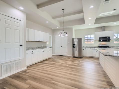 8501 Utopia Boulevard Selma TX 78154
