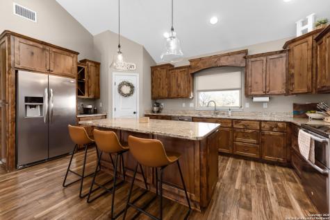 192 Great Oaks Boulevard La Vernia TX 78121