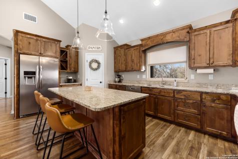 192 Great Oaks Boulevard La Vernia TX 78121