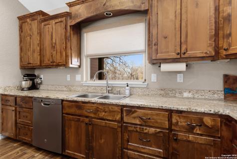 192 Great Oaks Boulevard La Vernia TX 78121