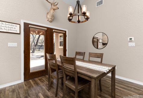192 Great Oaks Boulevard La Vernia TX 78121