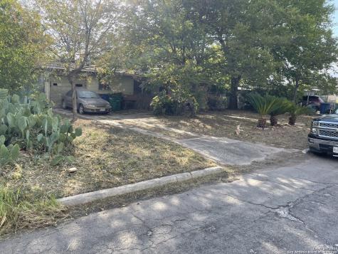 4350 Spring Oak Drive San Antonio TX 78219