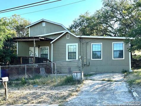 1514 3rd Street Kerrville TX 78028