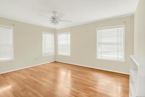 1010 E Humphreys Seguin TX 78155