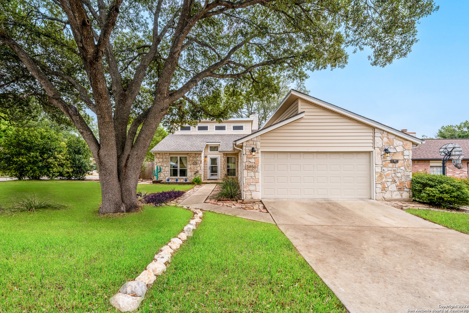5850 Spring Village Street San Antonio TX 78247