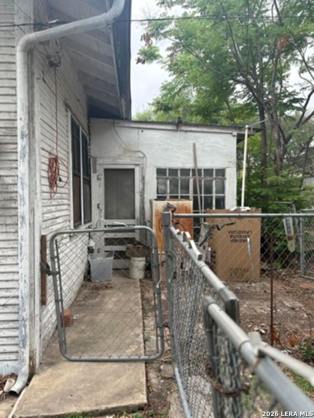 717 Kayton San Antonio TX 78210