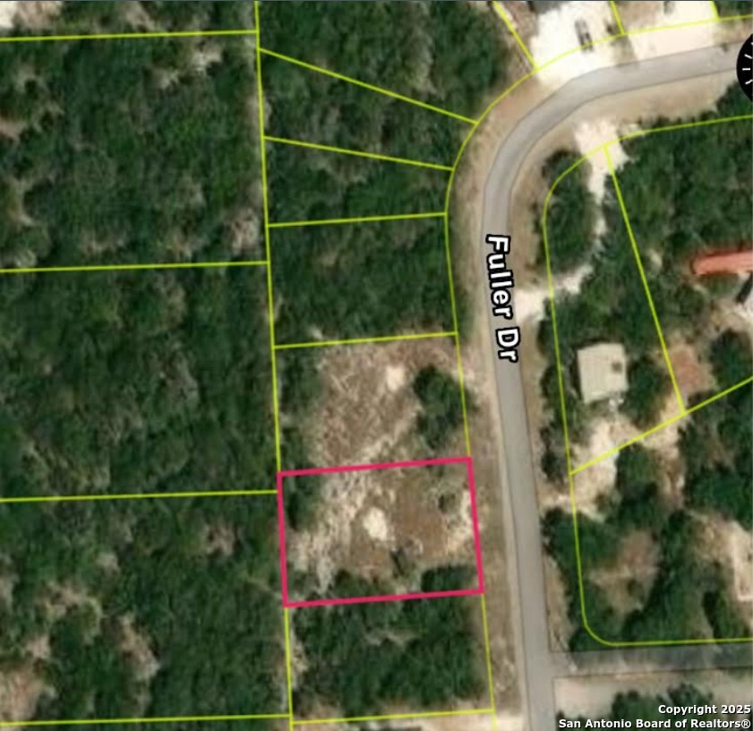 2025 Fuller Drive Canyon Lake TX 78133